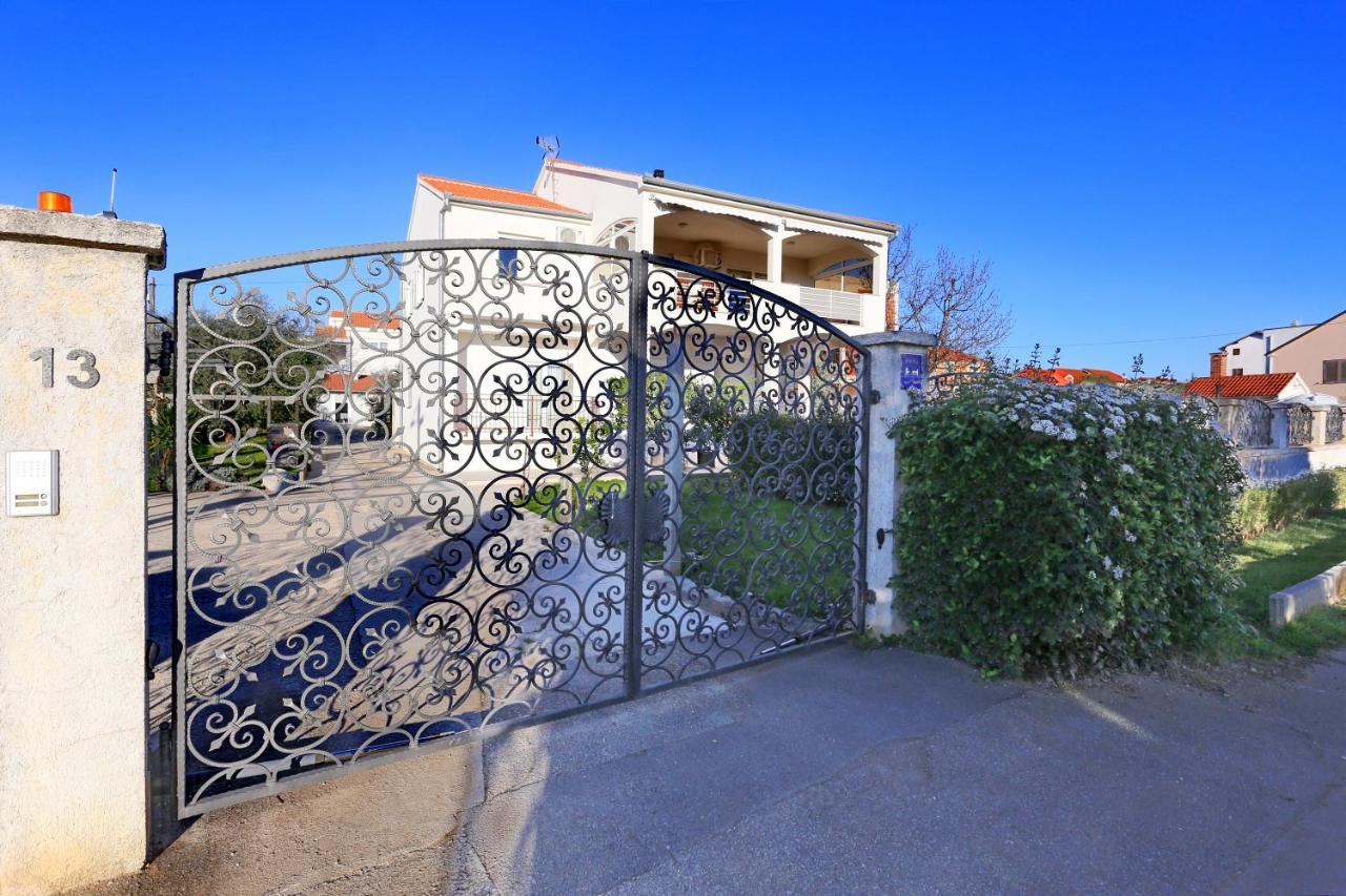 Hacienda Mia With Pool,Bbq, Yacuzzi,Free Parking Zadar Exterior foto
