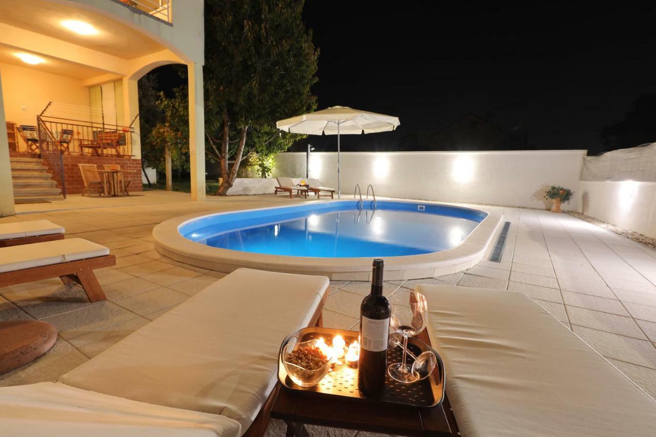 Hacienda Mia With Pool,Bbq, Yacuzzi,Free Parking Zadar Exterior foto