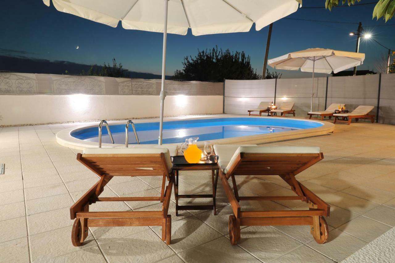 Hacienda Mia With Pool,Bbq, Yacuzzi,Free Parking Zadar Exterior foto